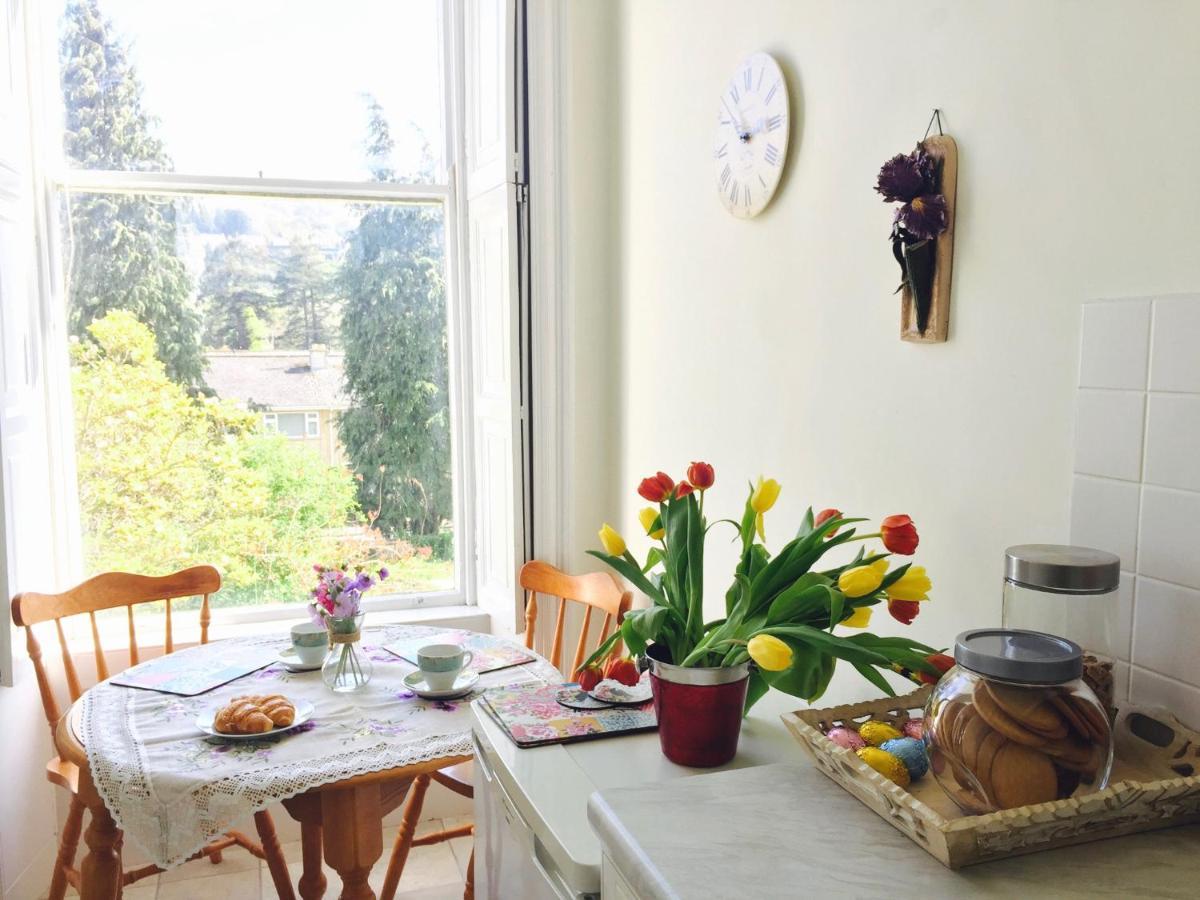 Grosvenor In - Great For Families, Groups, Couples, 80 Sq M, Parking Apartment